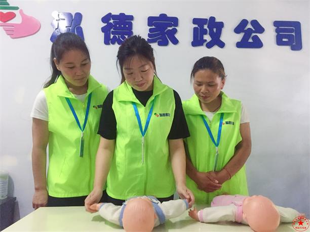 為什么奶粉一定不能沖調(diào)過(guò)濃？奶粉過(guò)濃的話都有哪些危害？